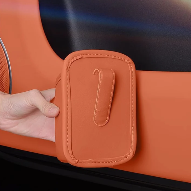 🥳2026 HOT SALE🥳💞50K+ SOLD!🚗🧺 53% OFF! Leather Car Door Cup Holder – Wide‑mouth opening, easy reach for drinks & phone. Clip‑on secure fit. PU leather, tough & stylish. 🛡️✨