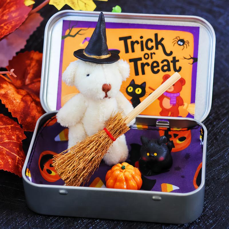 🎃🧸Cute Halloween Teddy Bear in a Box with Witcher Miniature, Blanket, Broom, Pumpkin & Cat🌟👻